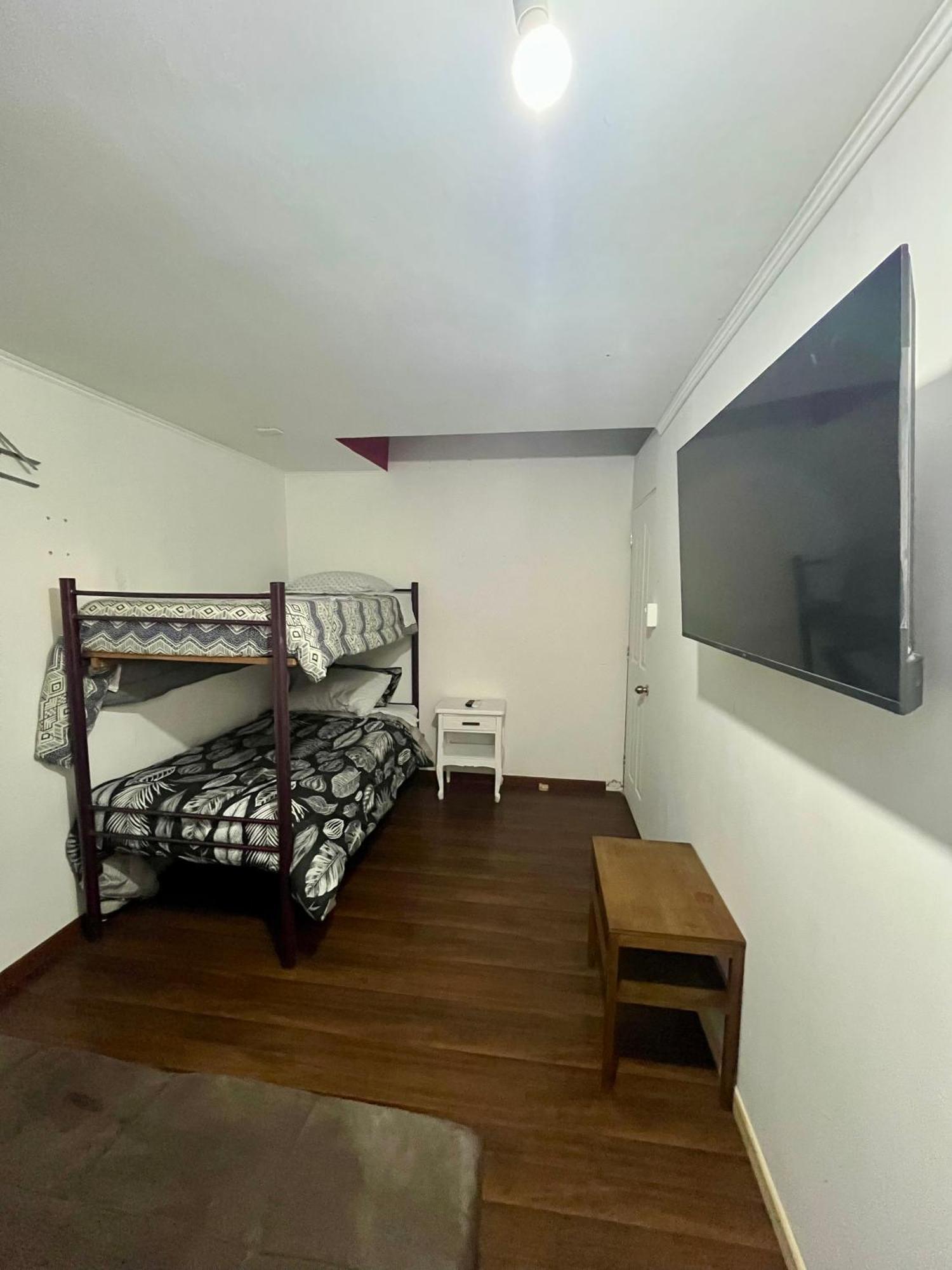 Hostel Tu Espacio Re - Habitaciones Cerca Del Aeropuerto Сантяго Екстериор снимка